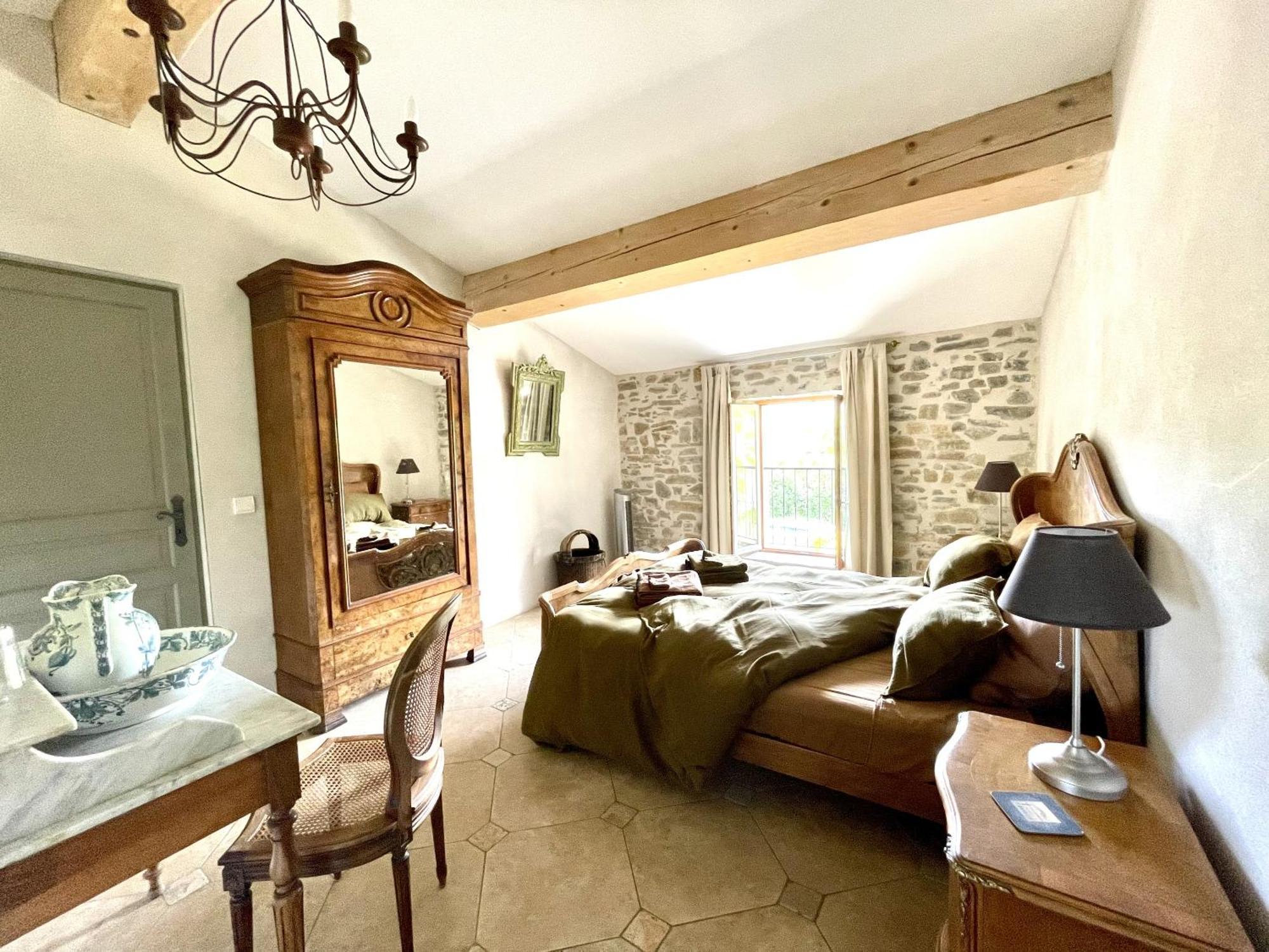 Le Domaine De La Tuilerie - Gite De Charme En Bord De Riviere Avec Piscine Servies-en-Val Eksteriør billede