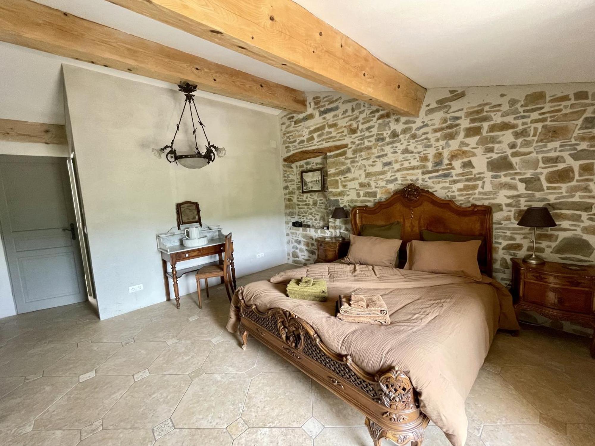 Le Domaine De La Tuilerie - Gite De Charme En Bord De Riviere Avec Piscine Servies-en-Val Værelse billede